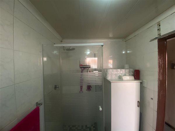 5 Bedroom Property for Sale in Rondevlei Park Western Cape